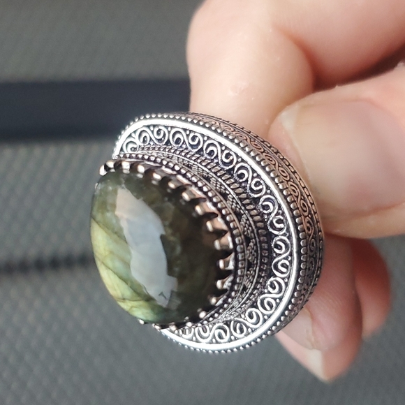 New Unique Labradorite 925 Silver Ring. - Picture 5 of 16